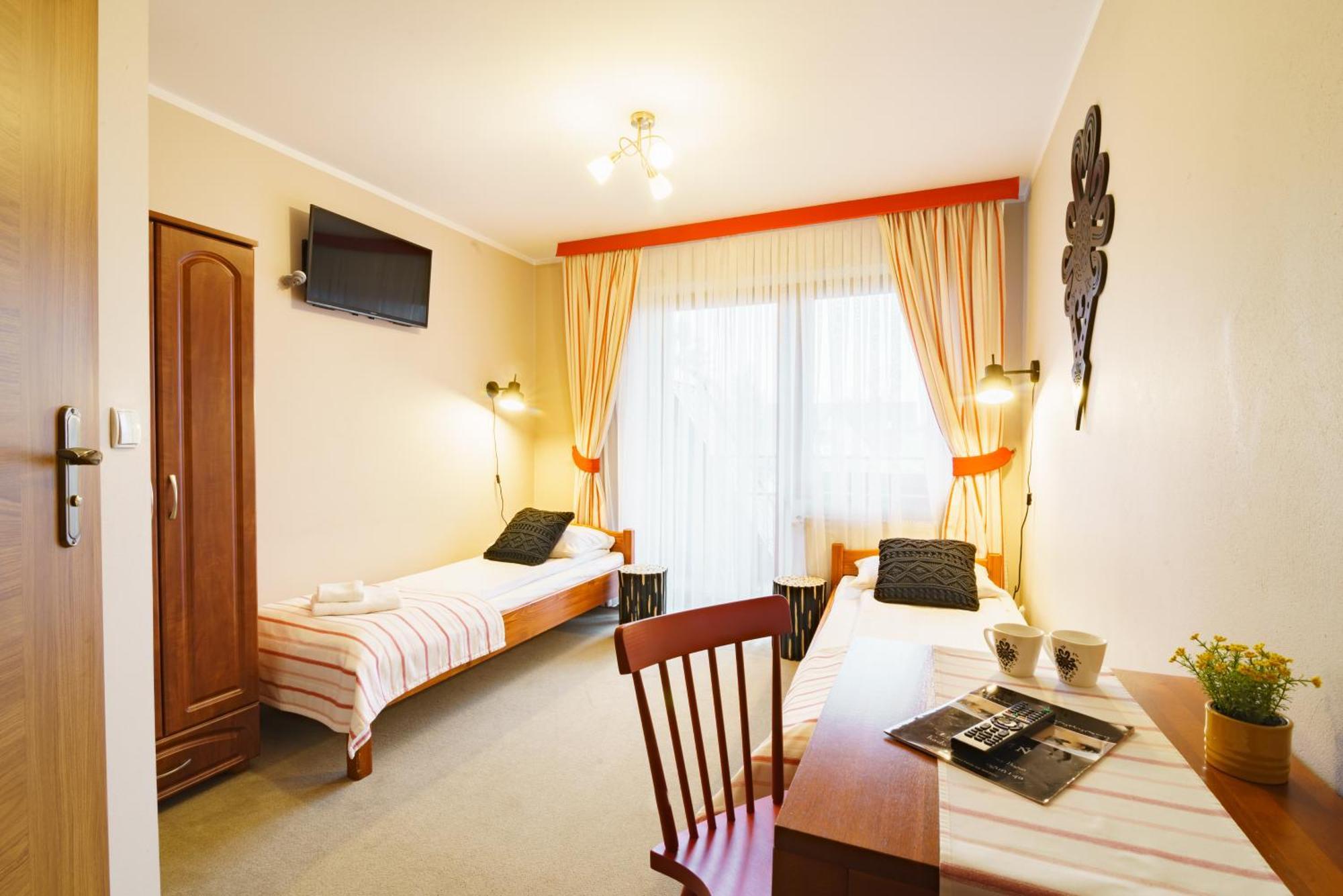 Dw Bogun Bed & Breakfast เบียลกาตัทร์ชันสกา ภายนอก รูปภาพ